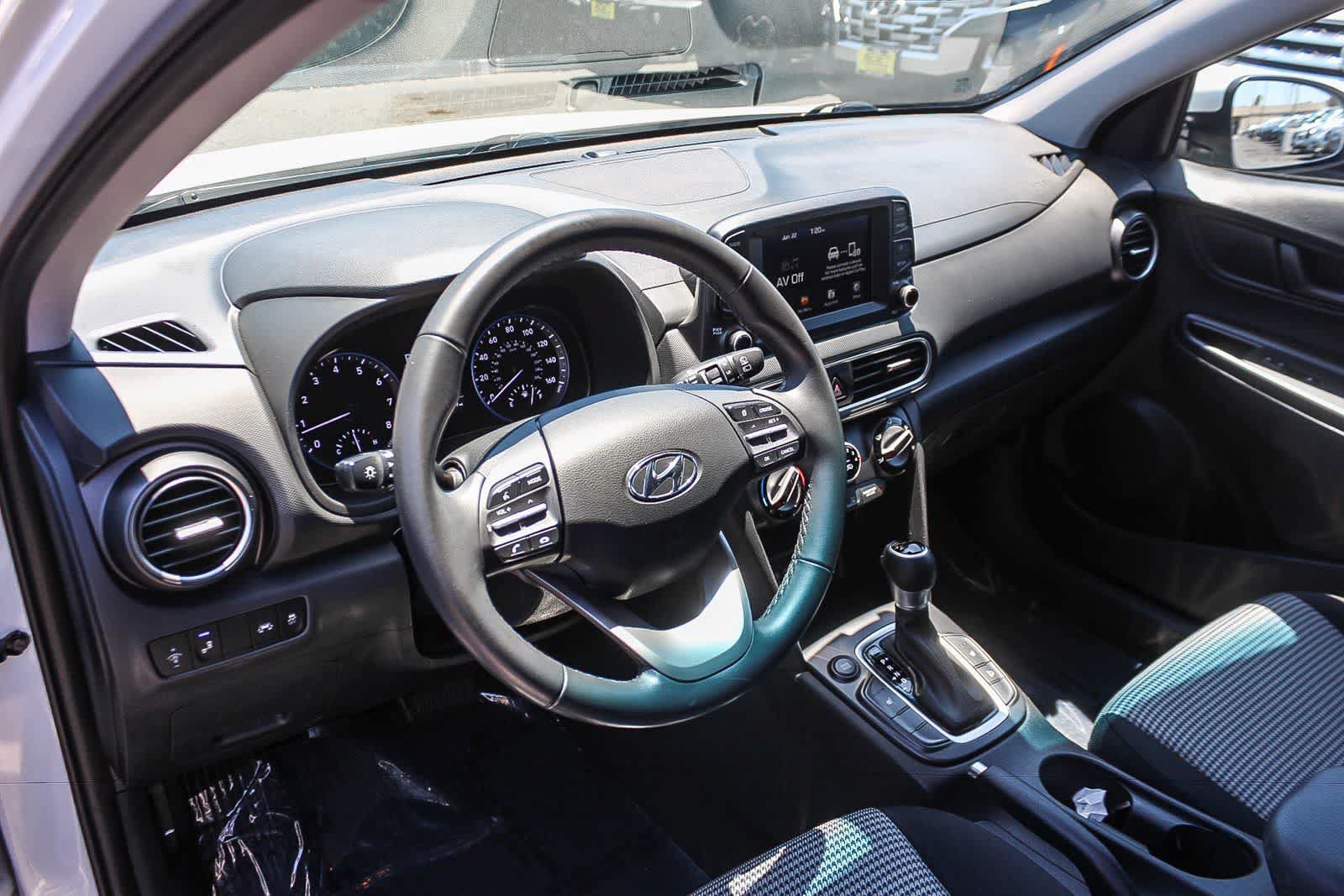Used 2020 Hyundai Kona SEL FWD image 21
