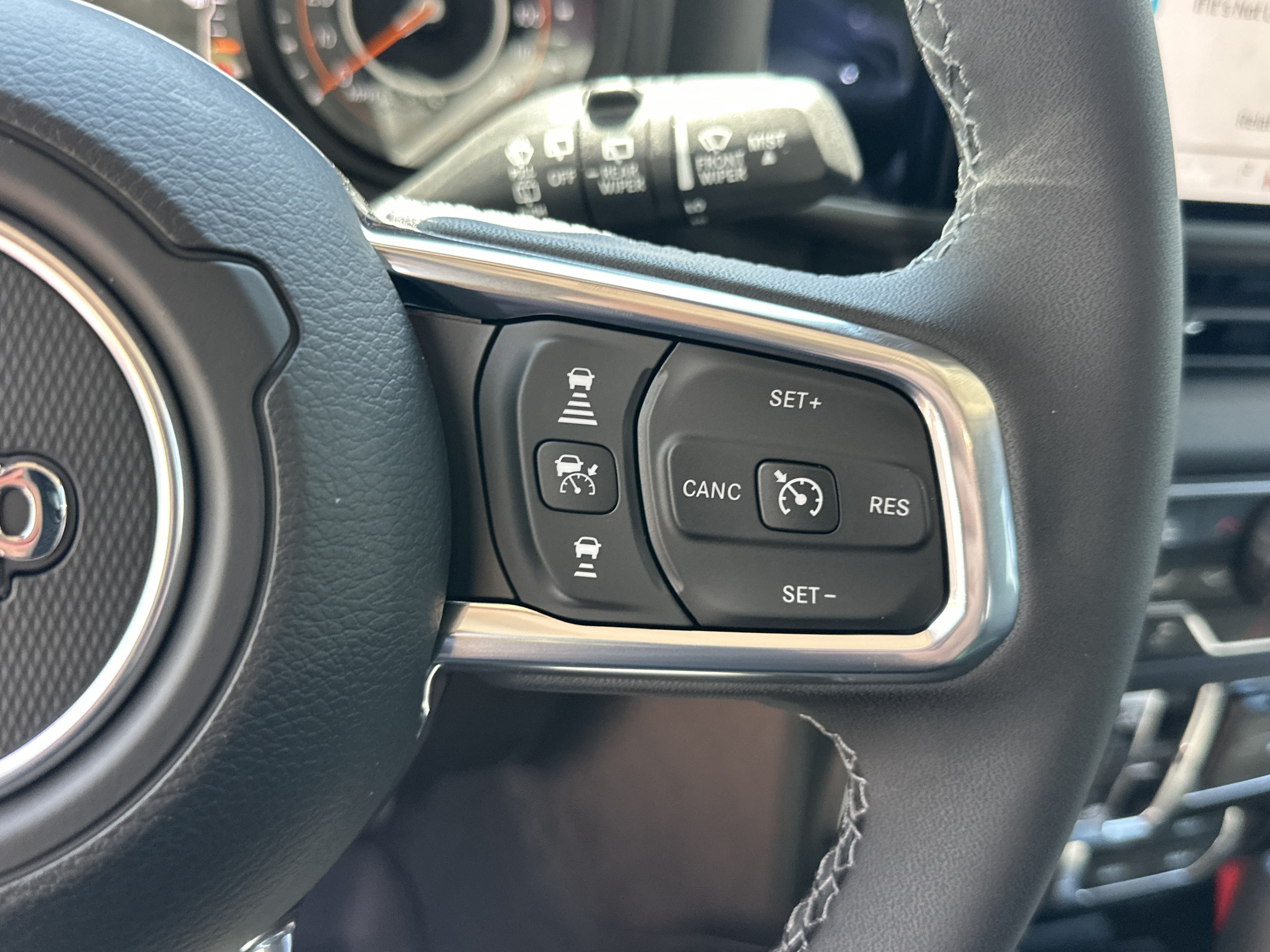 New 2026 Jeep Wrangler Unlimited Sahara w/ Safety Group AWD/4WD image 8
