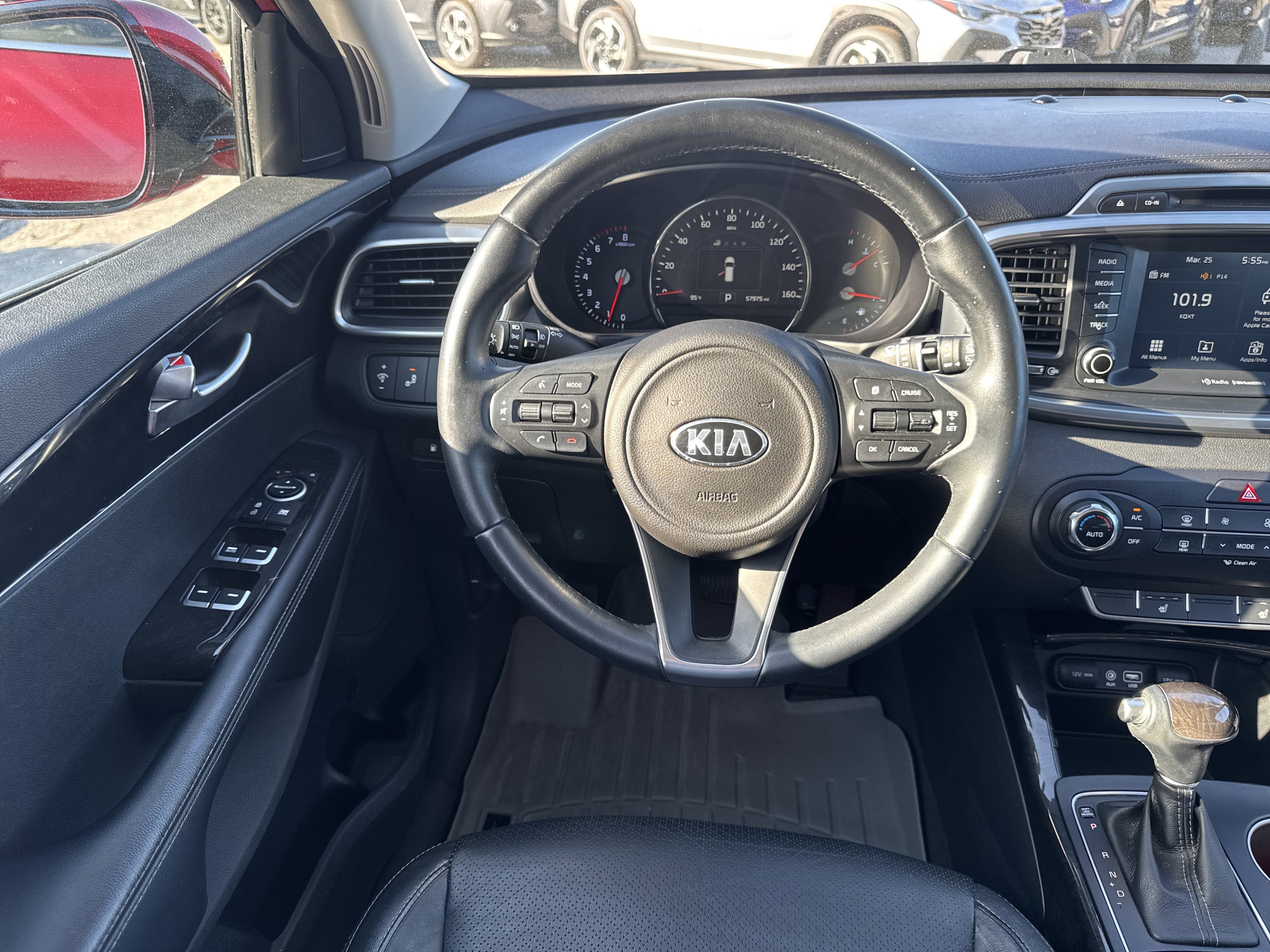 Used 2017 Kia Sorento EX image 14
