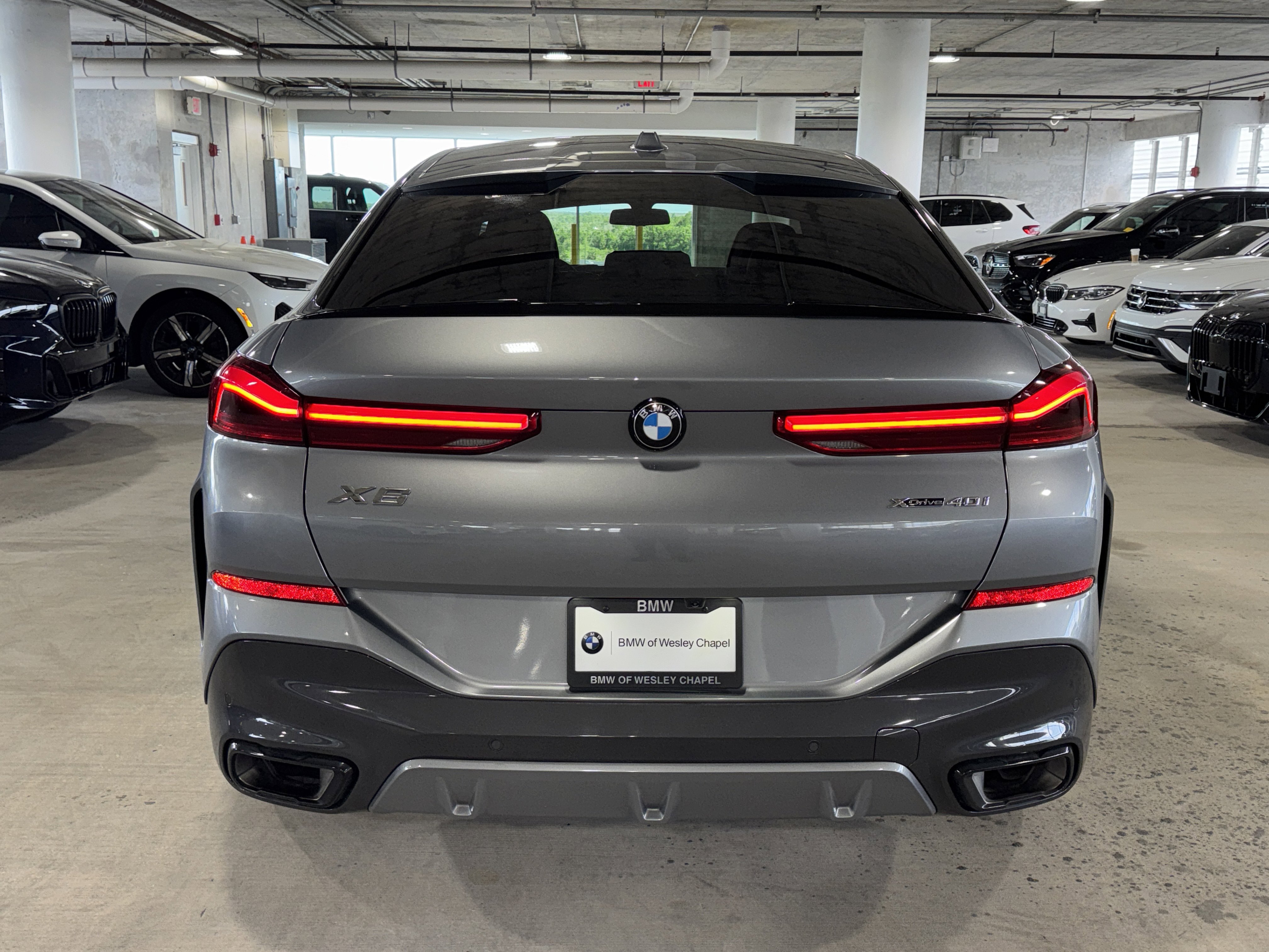 Used 2025 BMW X6 xDrive40i w/ Climate Comfort Package image 7