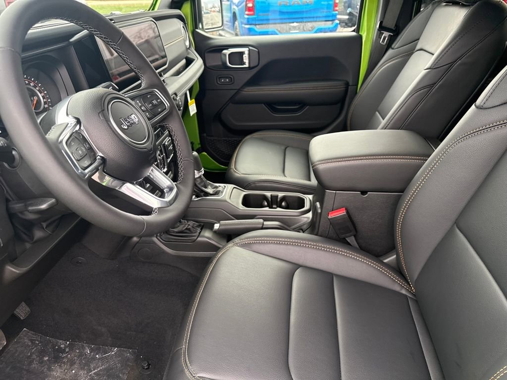 New 2026 Jeep Wrangler Sahara w/ Whitecap Package image 17