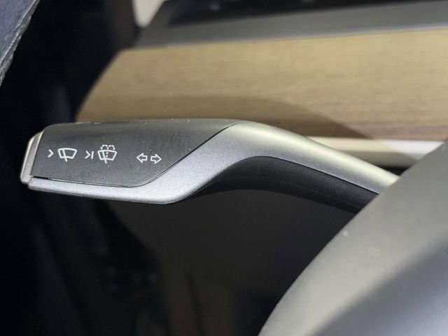 Used 2022 Tesla Model 3 Long Range AWD/4WD image 24