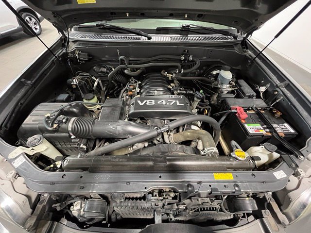 Used 2005 Toyota Sequoia SR5 RWD image 25