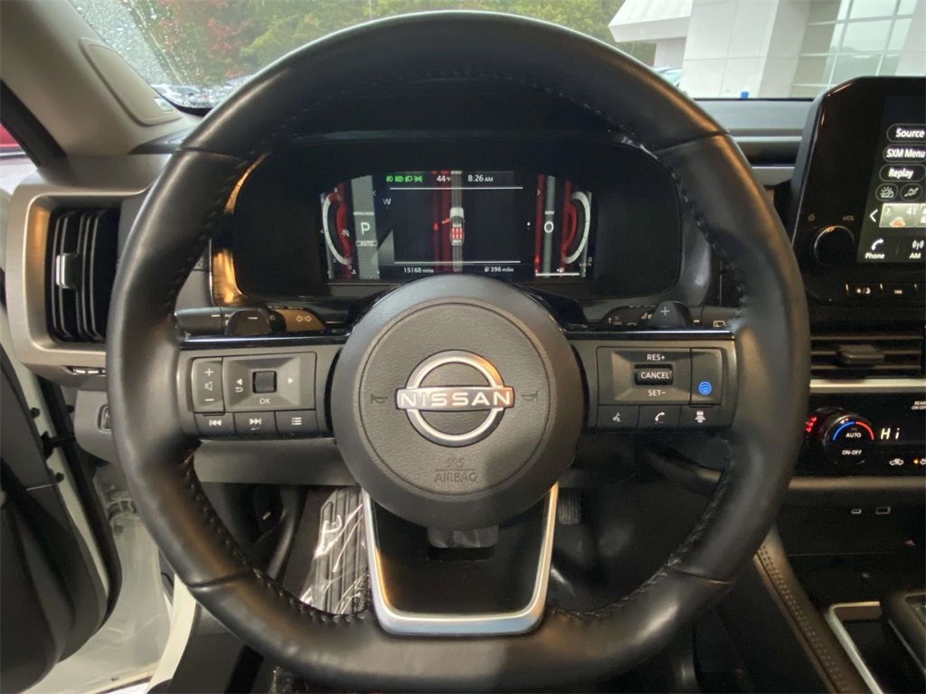 Used 2024 Nissan Pathfinder Platinum w/ Cargo Package image 18