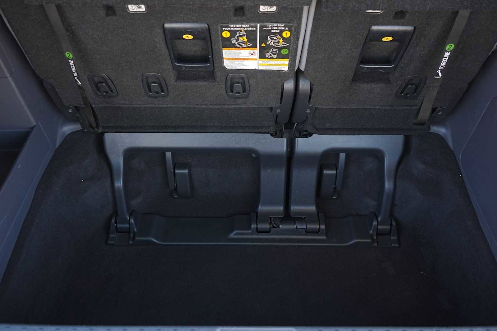 Used 2023 Toyota Sienna XLE FWD image 27