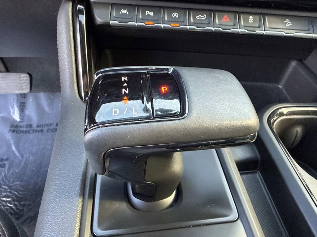 Used 2025 GMC Sierra 1500 AT4 w/ AT4 Premium Package AWD/4WD image 40