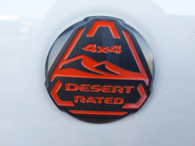 New 2025 Jeep Gladiator Mojave image 17