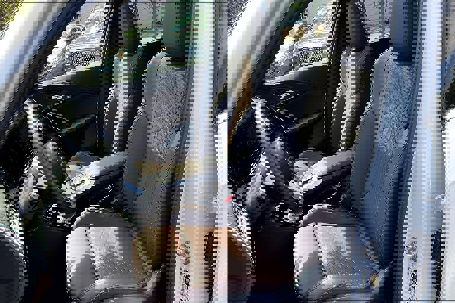 Certified 2025 BMW X1 xDrive28i image 8