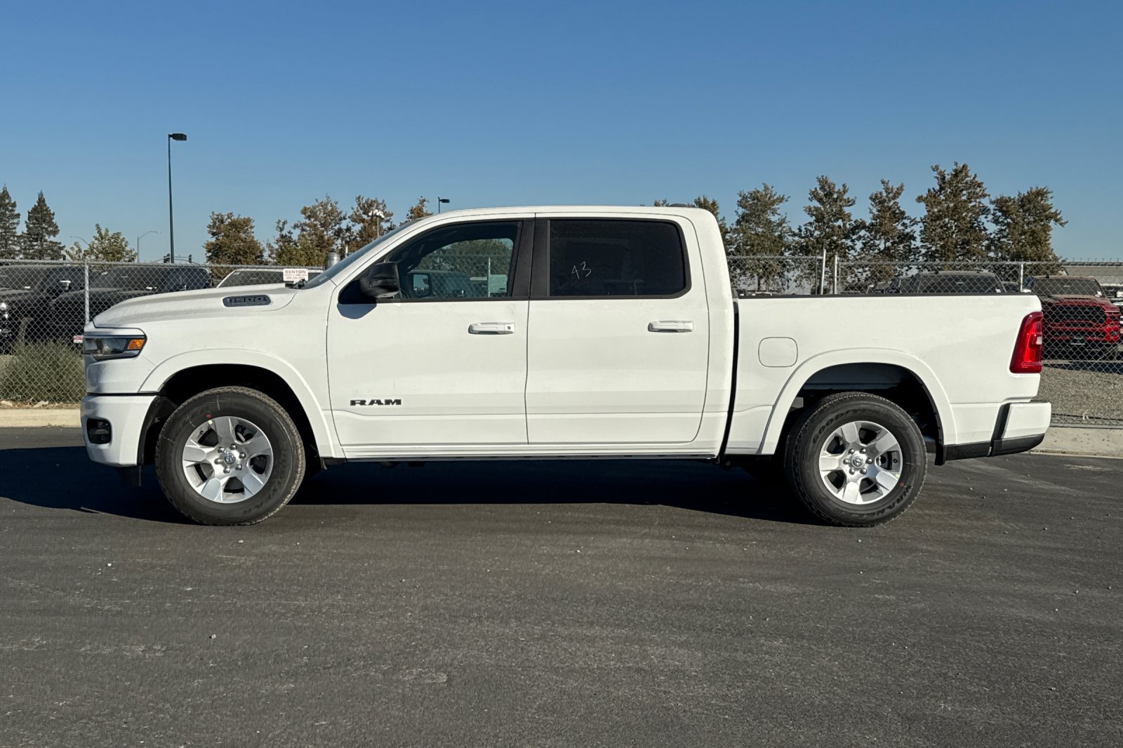 New 2027 RAM 1500 4x4 Crew Cab image 6