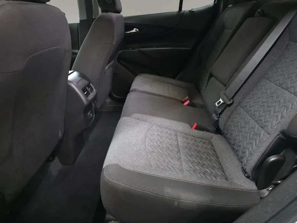 Used 2022 Chevrolet Equinox LT AWD/4WD image 10