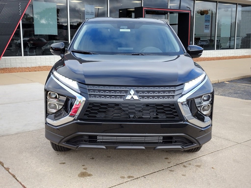 New 2026 Mitsubishi Eclipse Cross ES image 2
