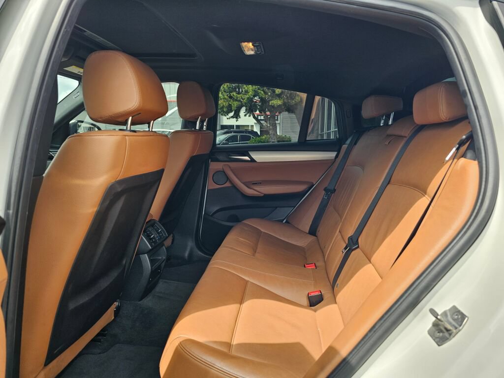Used 2017 BMW X4 xDrive28i AWD/4WD image 18