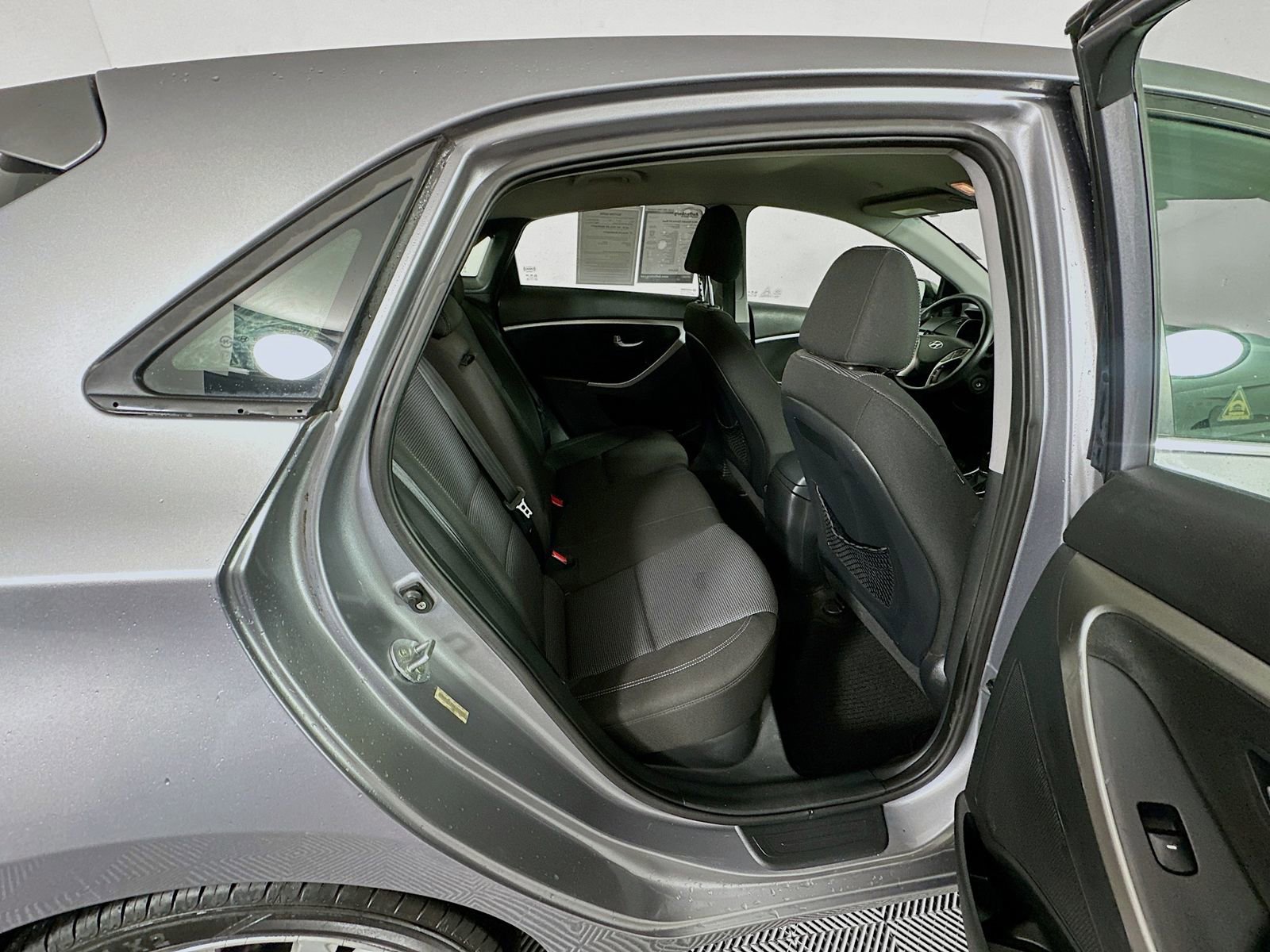 Used 2013 Hyundai Elantra GT FWD image 24