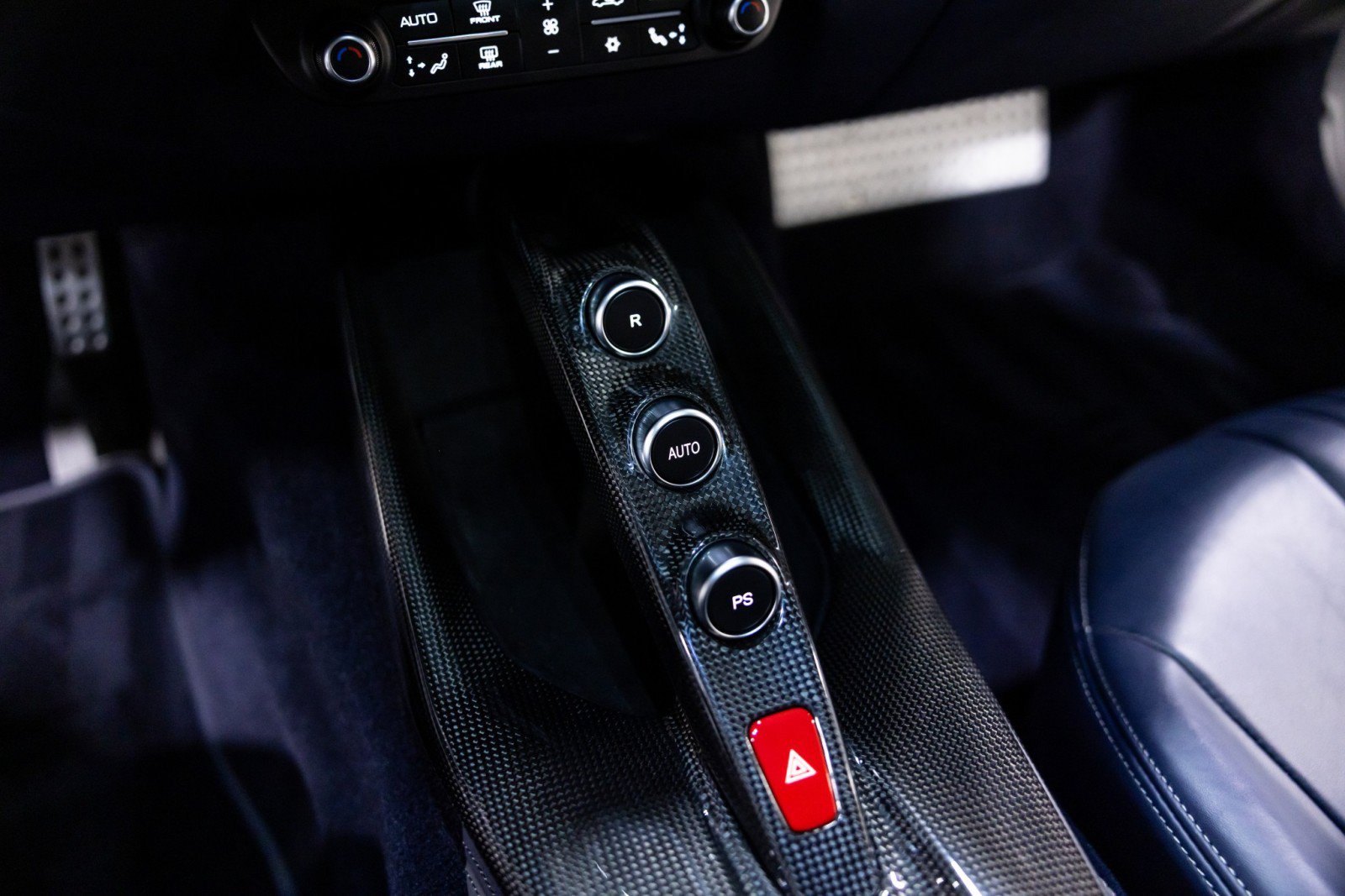 Used 2019 Ferrari 812 Superfast RWD image 49