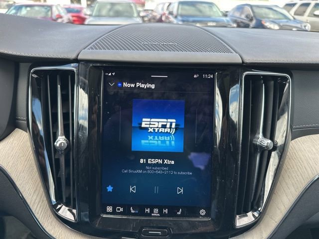 Used 2022 Volvo XC60 B5 Inscription FWD image 39