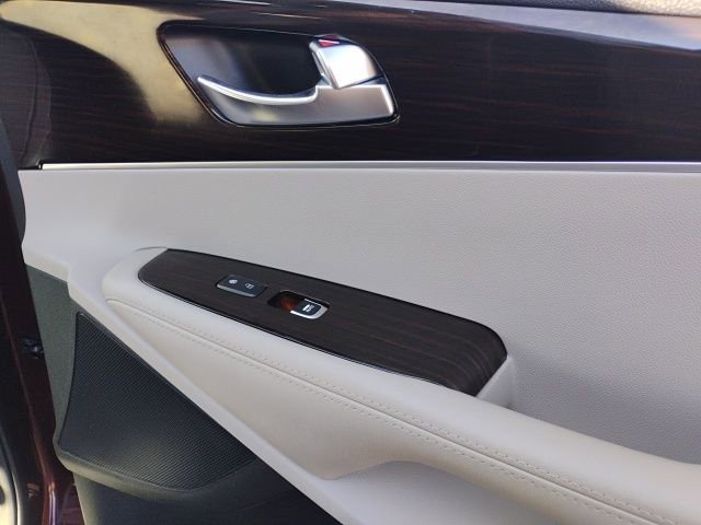 Used 2020 Kia Sorento LX image 17