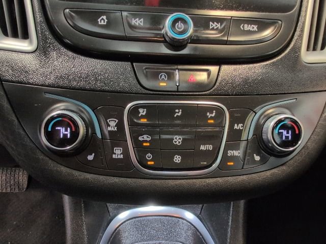 Used 2023 Chevrolet Malibu LT FWD image 24