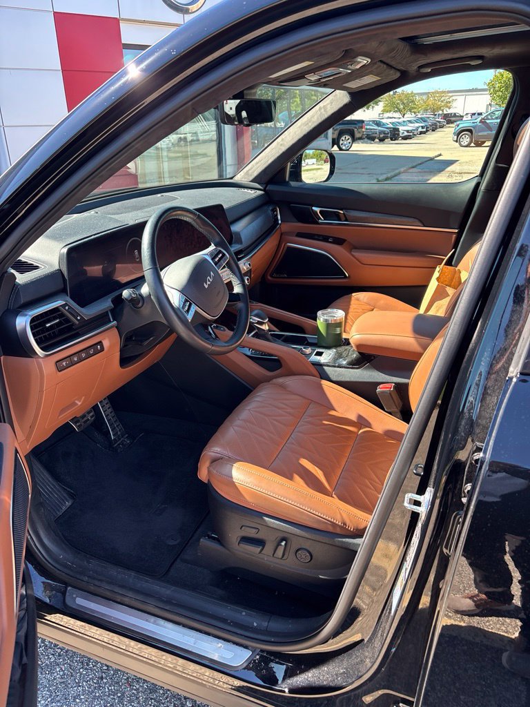 Used 2025 Kia Telluride SX Prestige X-Line AWD/4WD image 3
