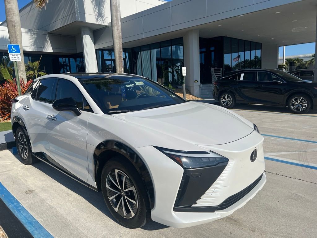 Used 2024 Lexus RZ 300e Premium w/ Cold Area Package FWD image 1