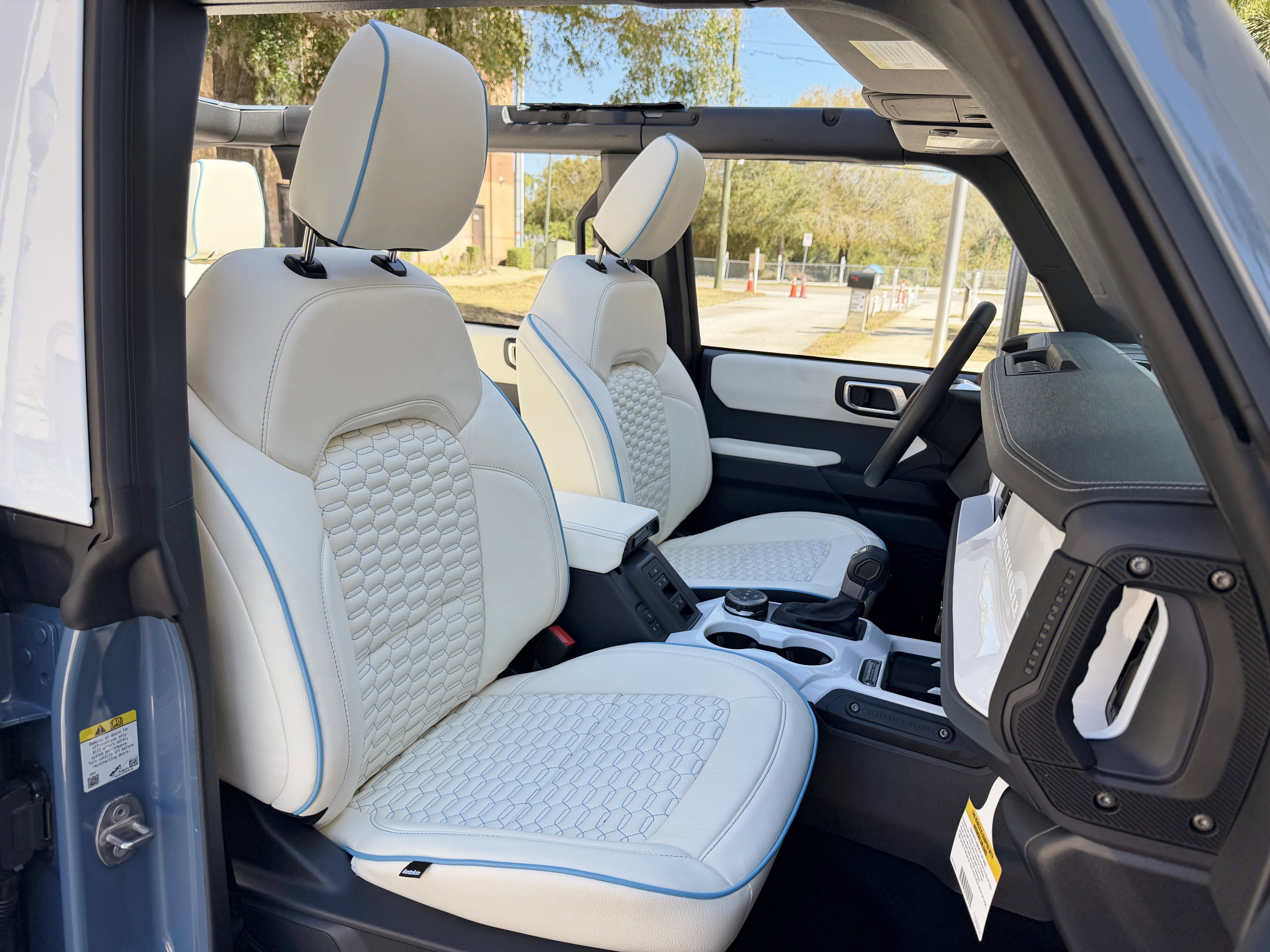 Used 2025 Ford Bronco Outer Banks AWD/4WD image 26