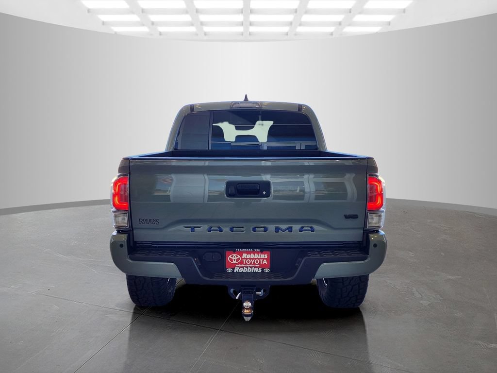 Used 2023 Toyota Tacoma TRD Off-Road w/ Technology Package AWD/4WD image 8
