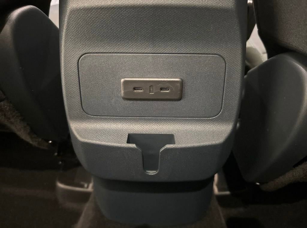 New 2025 Ford Maverick XLT image 19