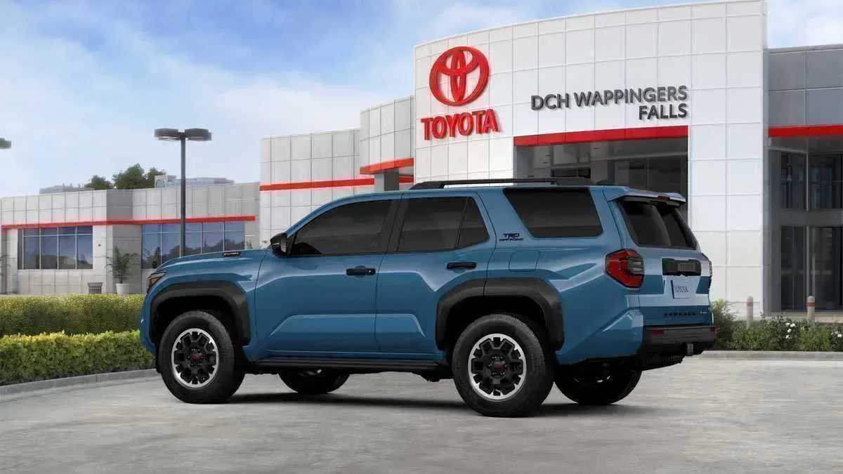 New 2026 Toyota 4Runner TRD Off-Road Premium w/ Tow Technology Package AWD/4WD image 7