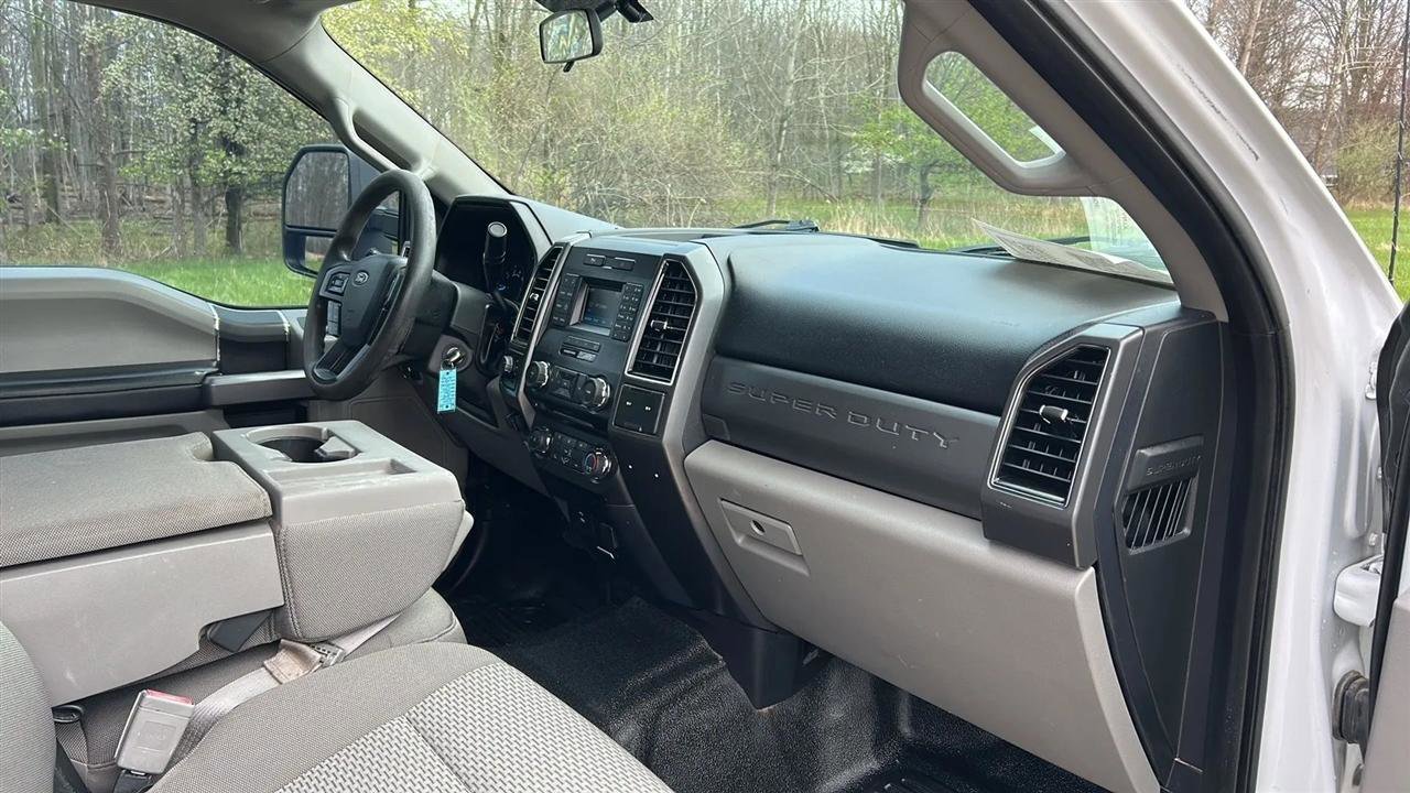 Used 2018 Ford F250 XLT w/ XLT Value Package image 46