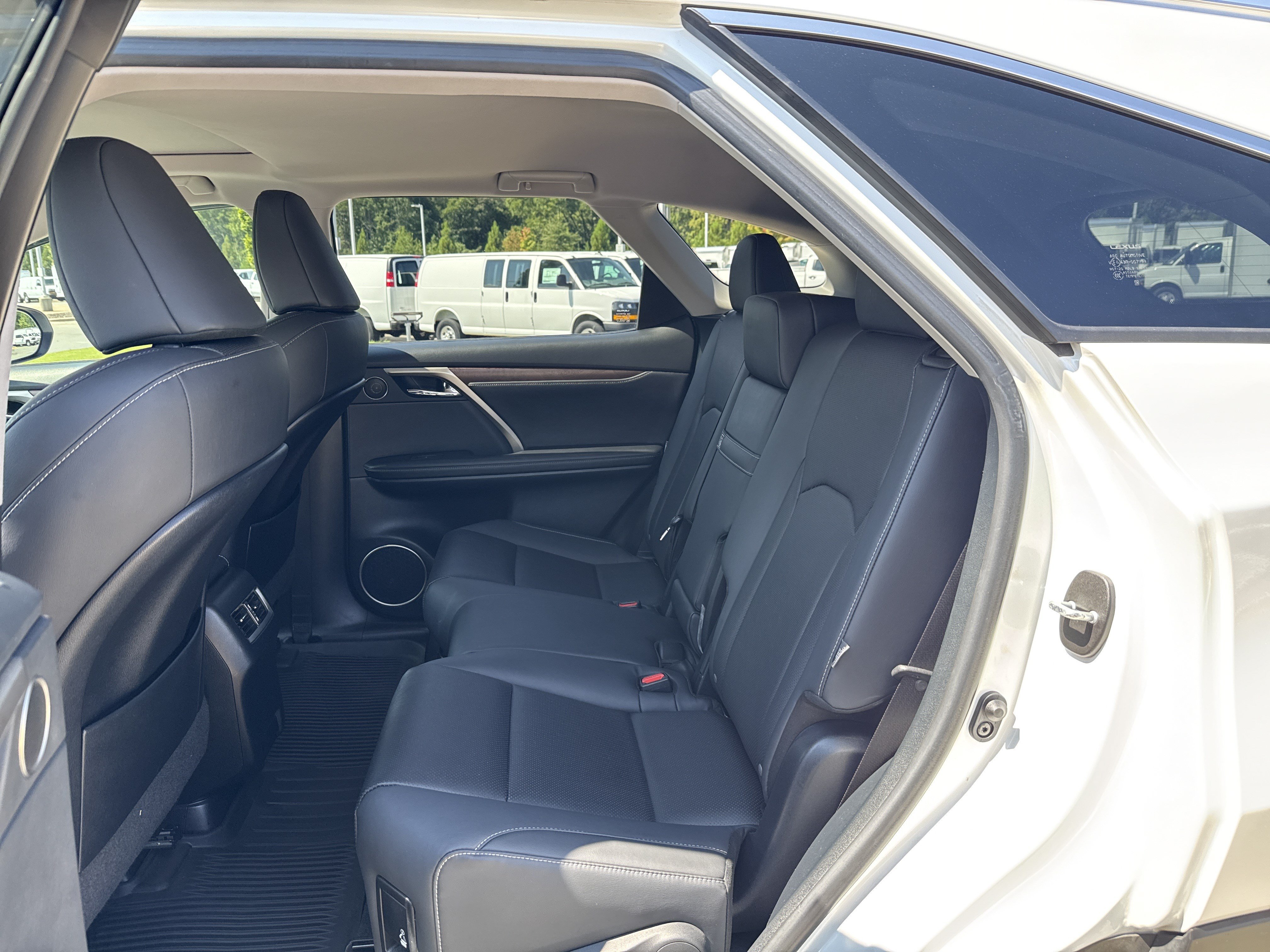 Used 2022 Lexus RX 350L FWD w/ Premium Package image 33