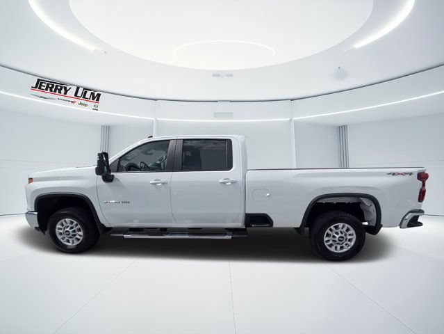 Used 2025 Chevrolet Silverado 2500 LT w/ Convenience Package AWD/4WD image 6