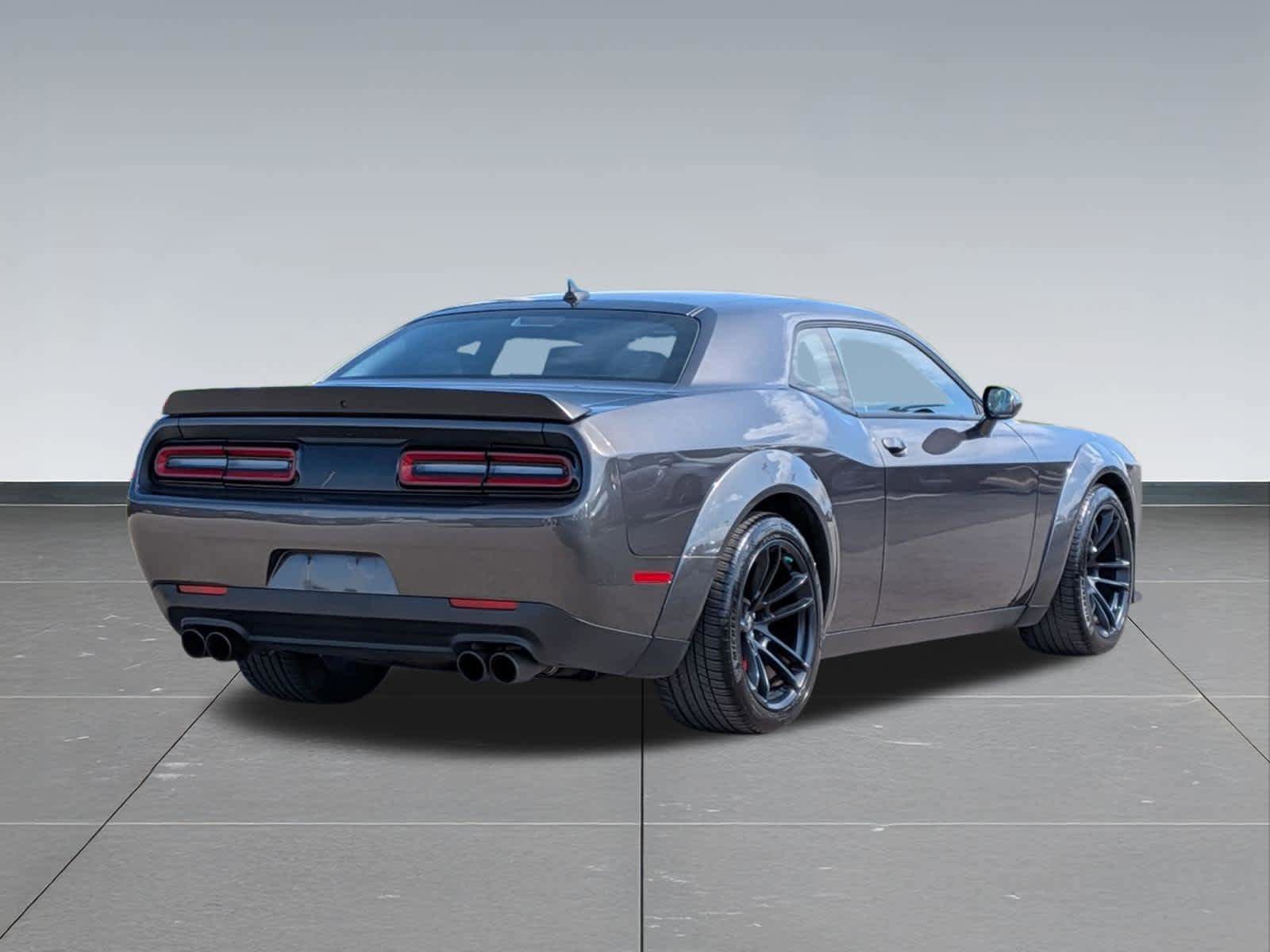 Used 2021 Dodge Challenger R/T Scat Pack RWD image 5