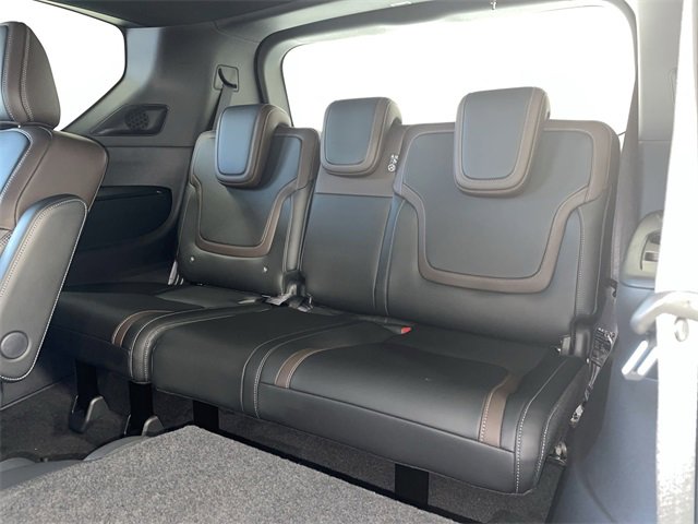 New 2026 Nissan Armada SL w/ Captain's Chari Seat Package image 19