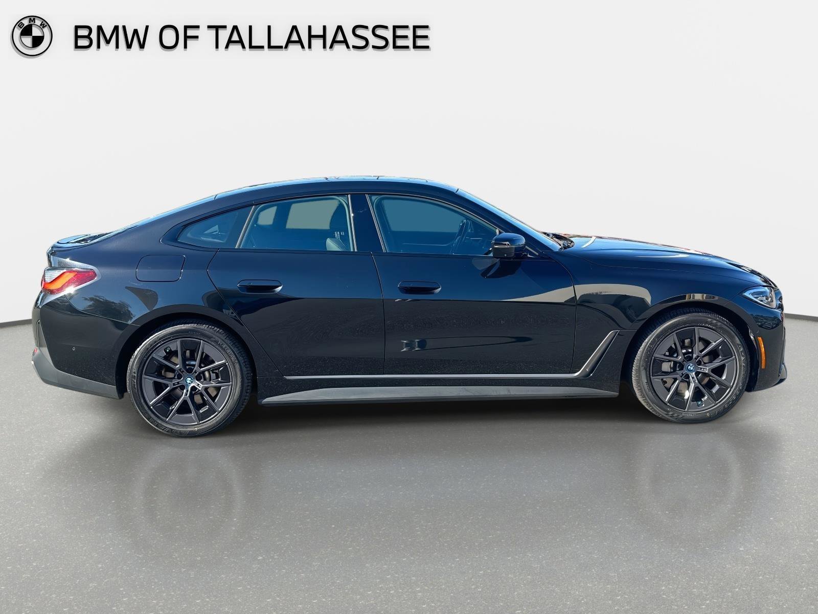 Used 2023 BMW i4 eDrive35 w/ Premium Package image 4