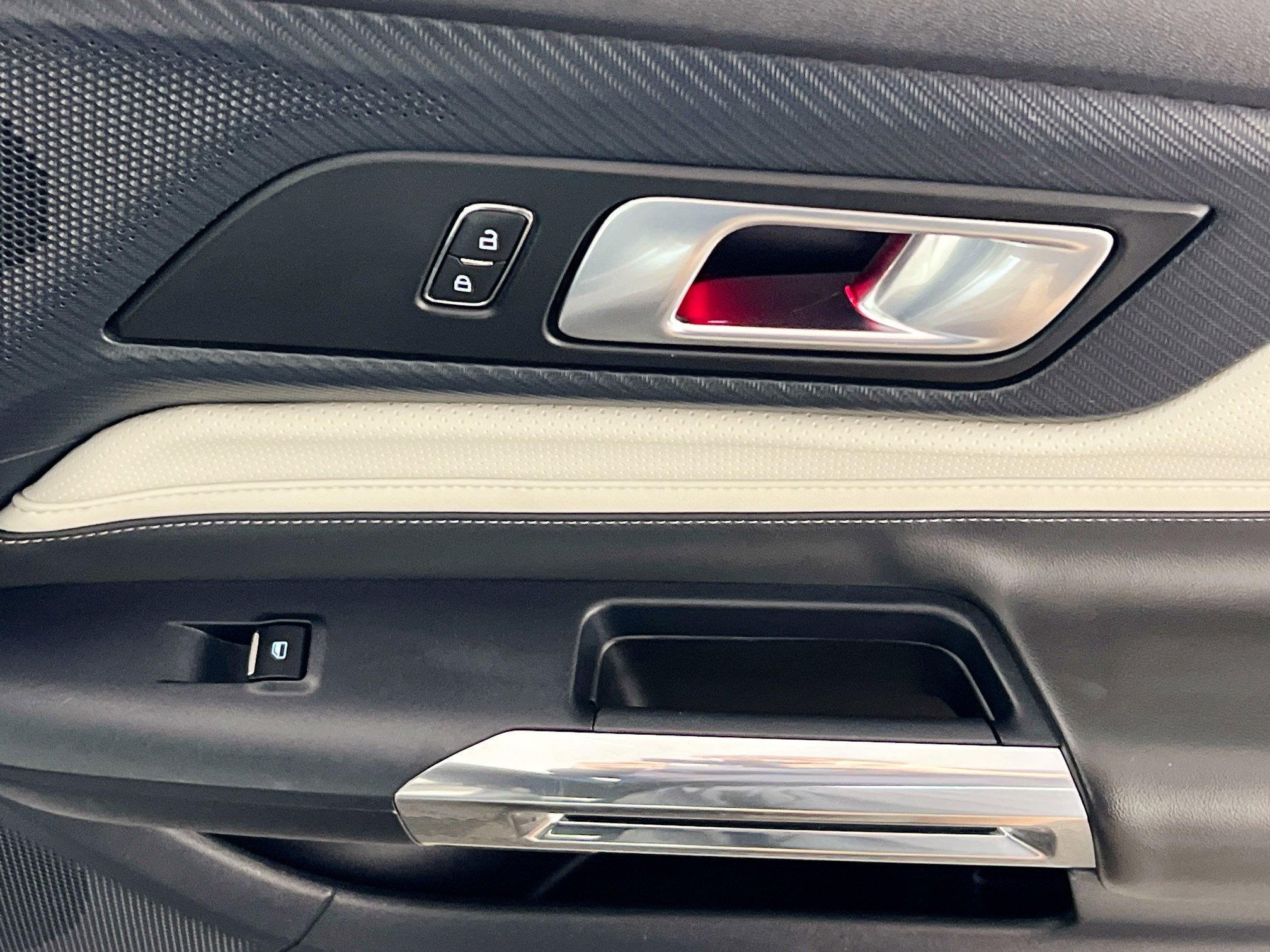 Used 2024 Ford Mustang Premium image 29