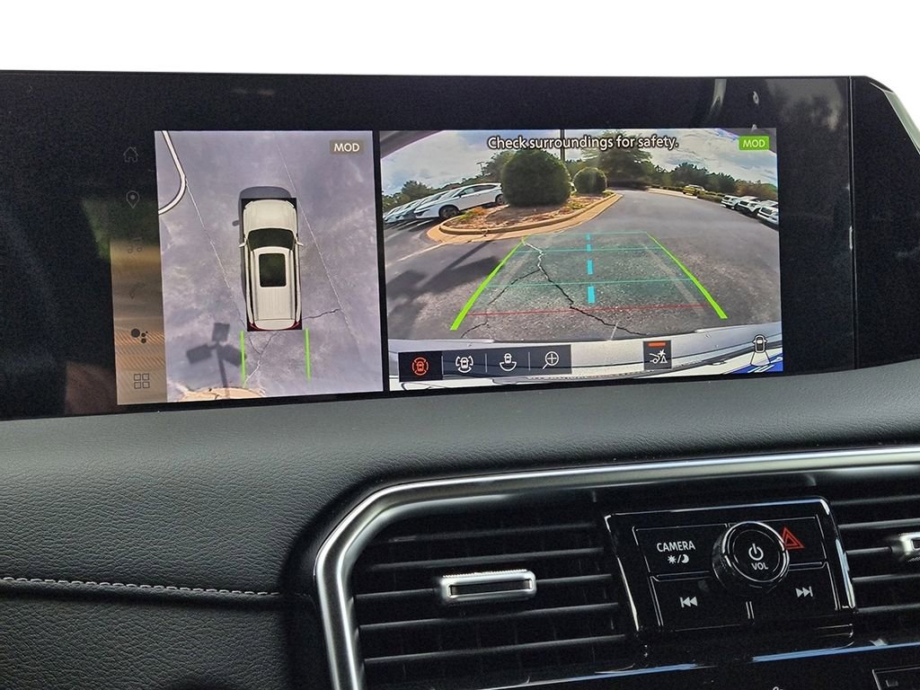 New 2026 Nissan Armada SL w/ Captain's Chari Seat Package image 15