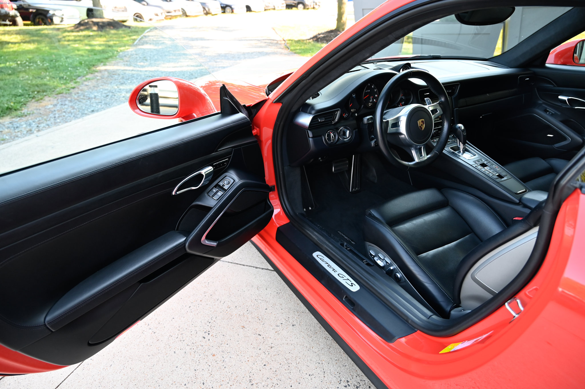 Used 2016 Porsche 911 Carrera GTS RWD image 15