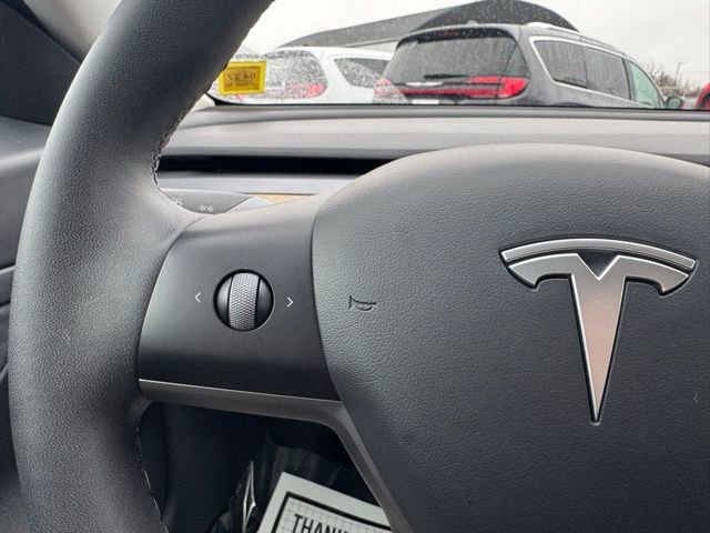 Used 2021 Tesla Model 3 Standard Range Plus image 22