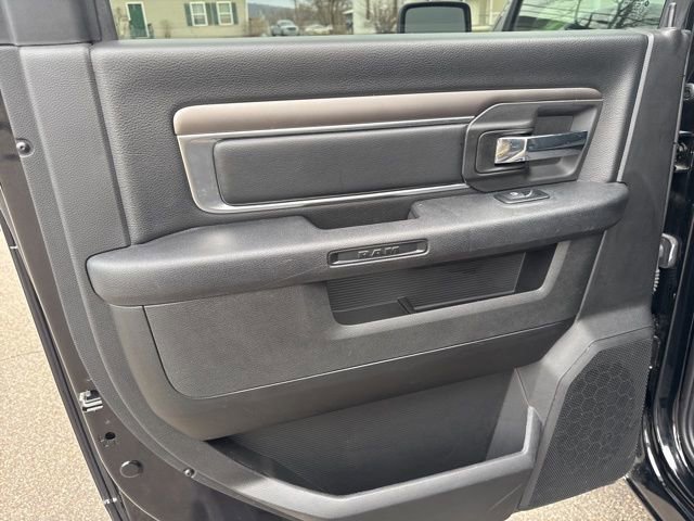 Used 2024 RAM 1500 Classic Warlock image 39