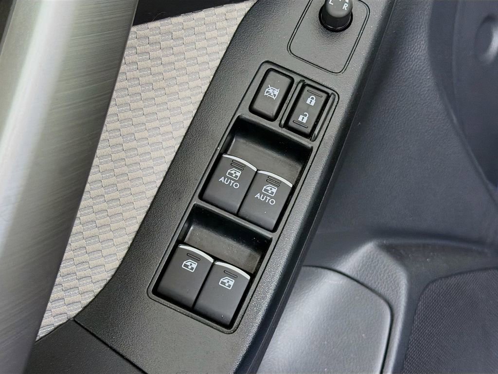 Used 2017 Subaru Forester 2.5i Premium AWD/4WD image 21