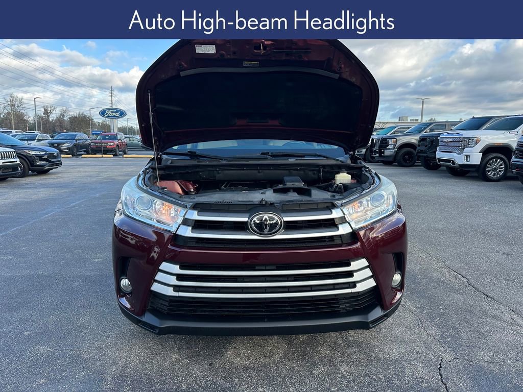Used 2018 Toyota Highlander XLE image 19
