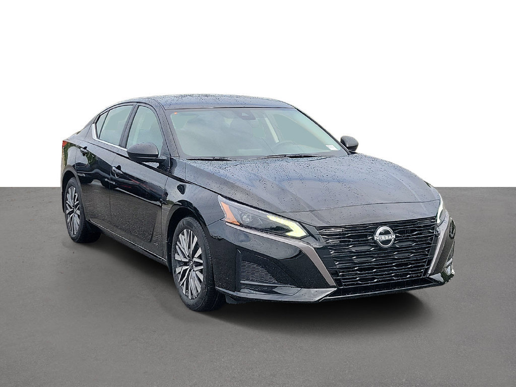 New 2026 Nissan Altima 2.5 SV FWD image 2