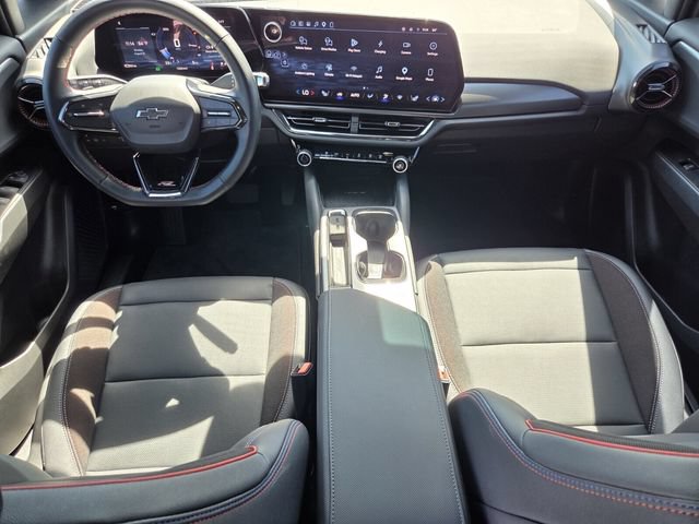 Certified 2025 Chevrolet Equinox EV RS FWD image 11