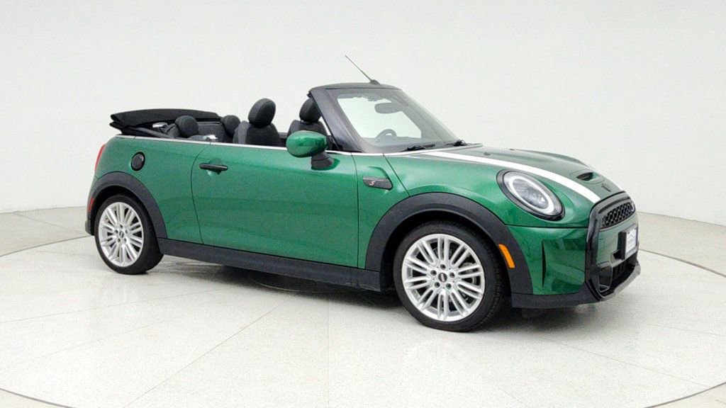 Used 2023 MINI Cooper S image 3