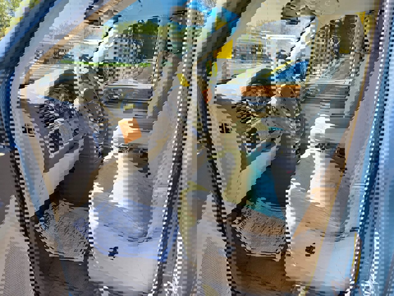 Used 2008 Chrysler Town & Country Limited w/ Trailer Tow Group image 11