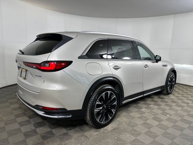 Used 2024 MAZDA CX-90 Plug-In Hybrid w/ Premium Pkg image 3