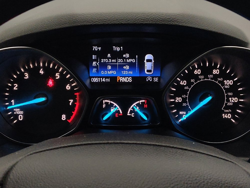 Used 2017 Ford Escape SE image 23