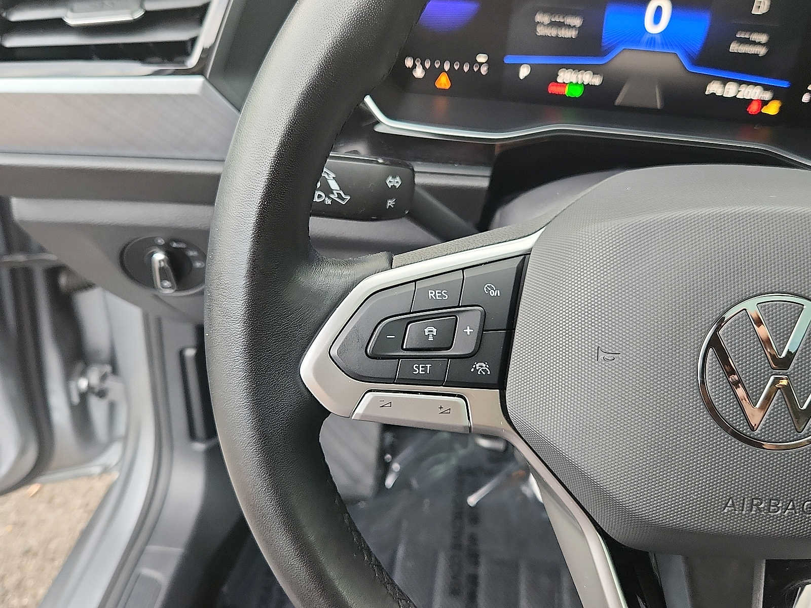 Used 2023 Volkswagen Jetta SE FWD image 20