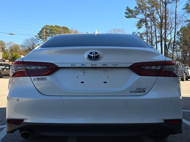 Used 2022 Toyota Camry XLE w/ Navigation Upgrade Package image 4