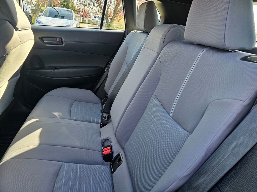 Used 2024 Toyota Corolla Cross AWD Hybrid image 21