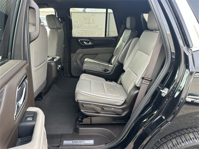 Used 2023 GMC Yukon SLT image 24